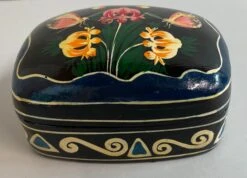 Vintage Paper Mache Hand Painted Trinket Box -CHAIRISH Shop vintage paper mache hand painted trinket box 9051