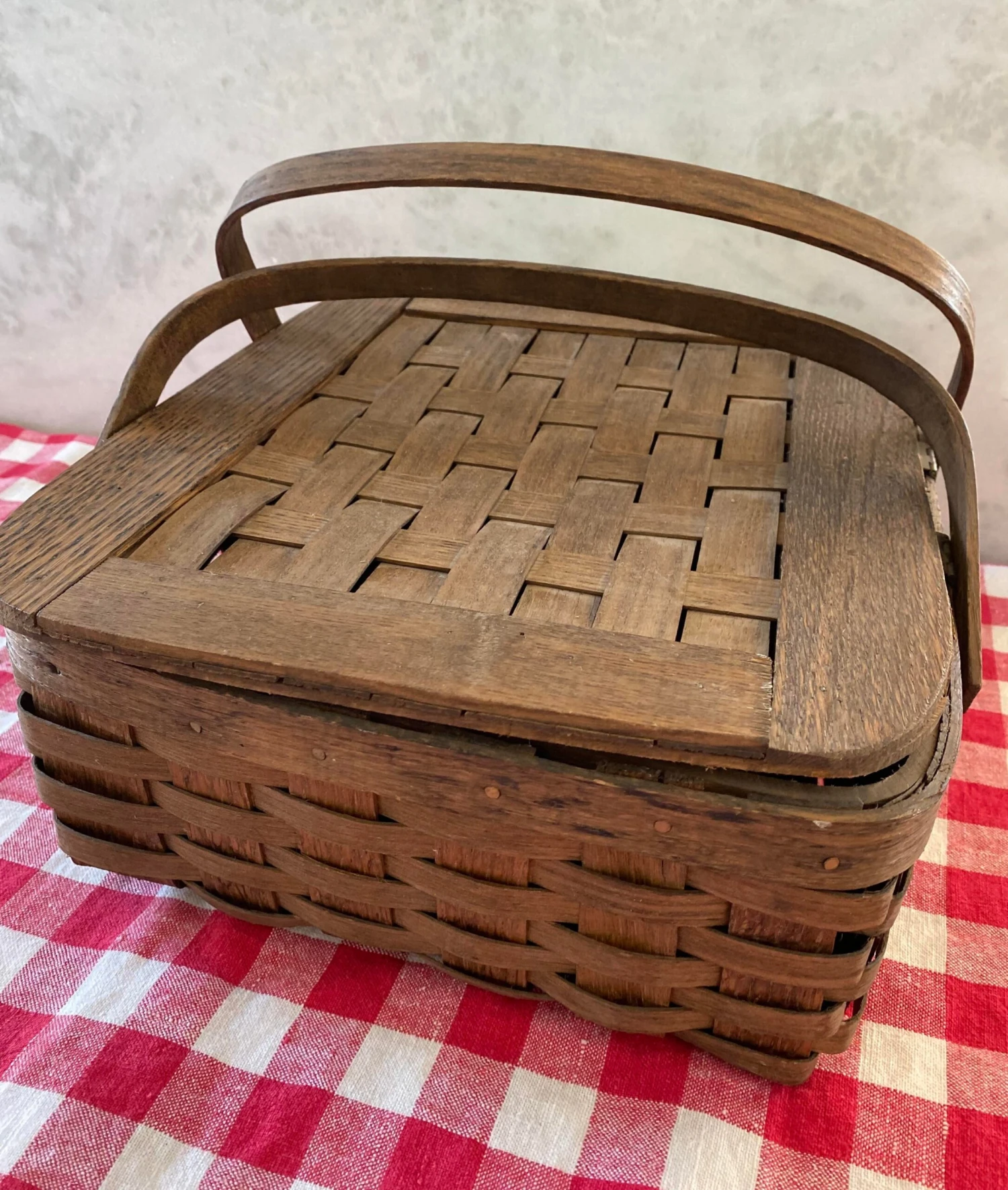 Vintage Peterboro Woven Wood Flip-Top Picnic Basket 8 Vintage Peterboro Woven Wood Flip-Top Picnic Basket - Image 6