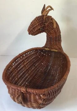 Vintage Reindeer Shaped Wicker Basket 13 Vintage Reindeer Shaped Wicker Basket -CHAIRISH Shop vintage reindeer shaped wicker basket 0020