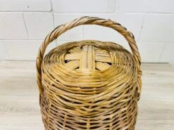 Vintage Round Covered Wicker Basket With Handles -CHAIRISH Shop vintage round covered wicker basket with handles 9741