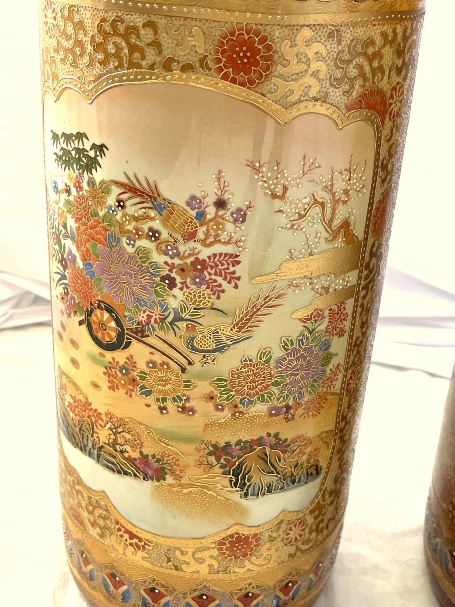 Vintage 'Satsum' Ceramic Chinoiserie Style Tall Vases/ Umbrella Stands- A Pair 10 Vintage 'Satsum' Ceramic Chinoiserie Style Tall Vases/ Umbrella Stands- A Pair - Image 8