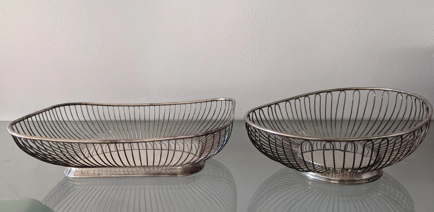 Vintage Silver Plated Bread Baskets - Set Of 2 5 Vintage Silver Plated Bread Baskets - Set Of 2 - Image 3