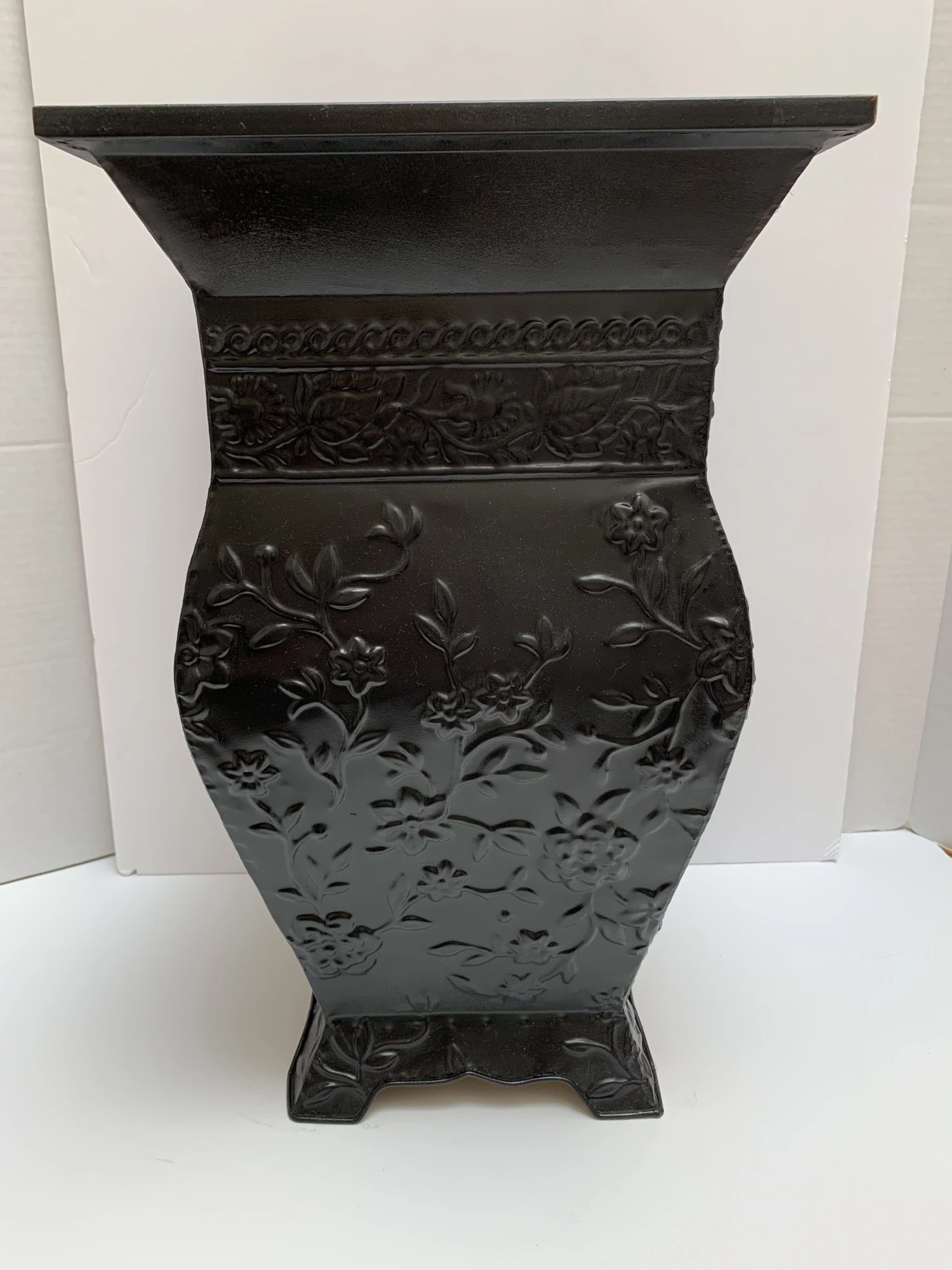 Vintage Textured Metal Umbrella Holder Or Plant Vessel 12 Vintage Textured Metal Umbrella Holder Or Plant Vessel - Image 10