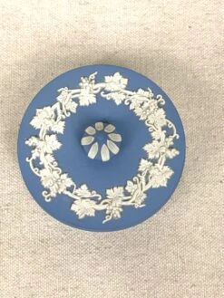 Vintage Wedgwood Trinket Box -CHAIRISH Shop vintage wedgwood trinket box 6489