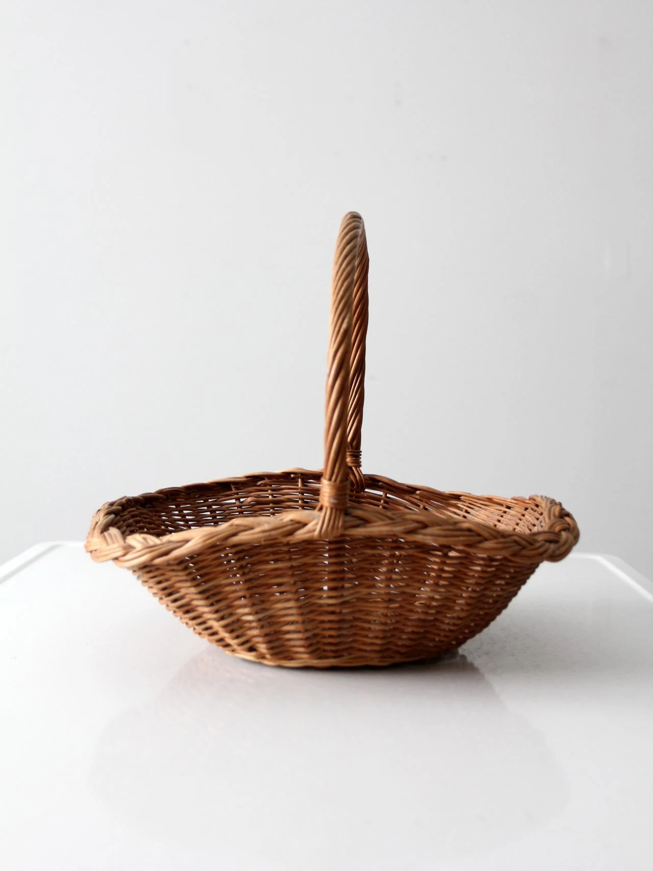 Vintage Wicker Handl Basket 4 Vintage Wicker Handl Basket - Image 2