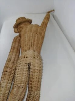 Vintage Wicker Hanging Monkey, 1960s -CHAIRISH Shop vintage wicker hanging monkey 1960s 0157