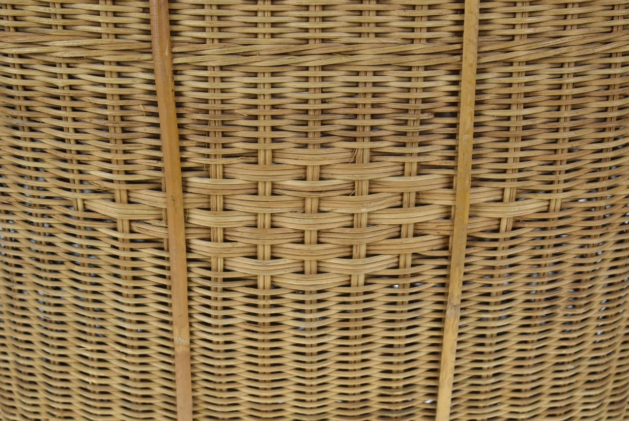 Vintage Wicker Tote Basket 8 Vintage Wicker Tote Basket - Image 6