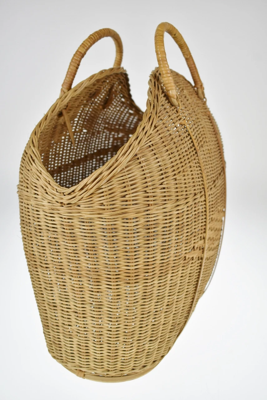 Vintage Wicker Tote Basket 4 Vintage Wicker Tote Basket - Image 2
