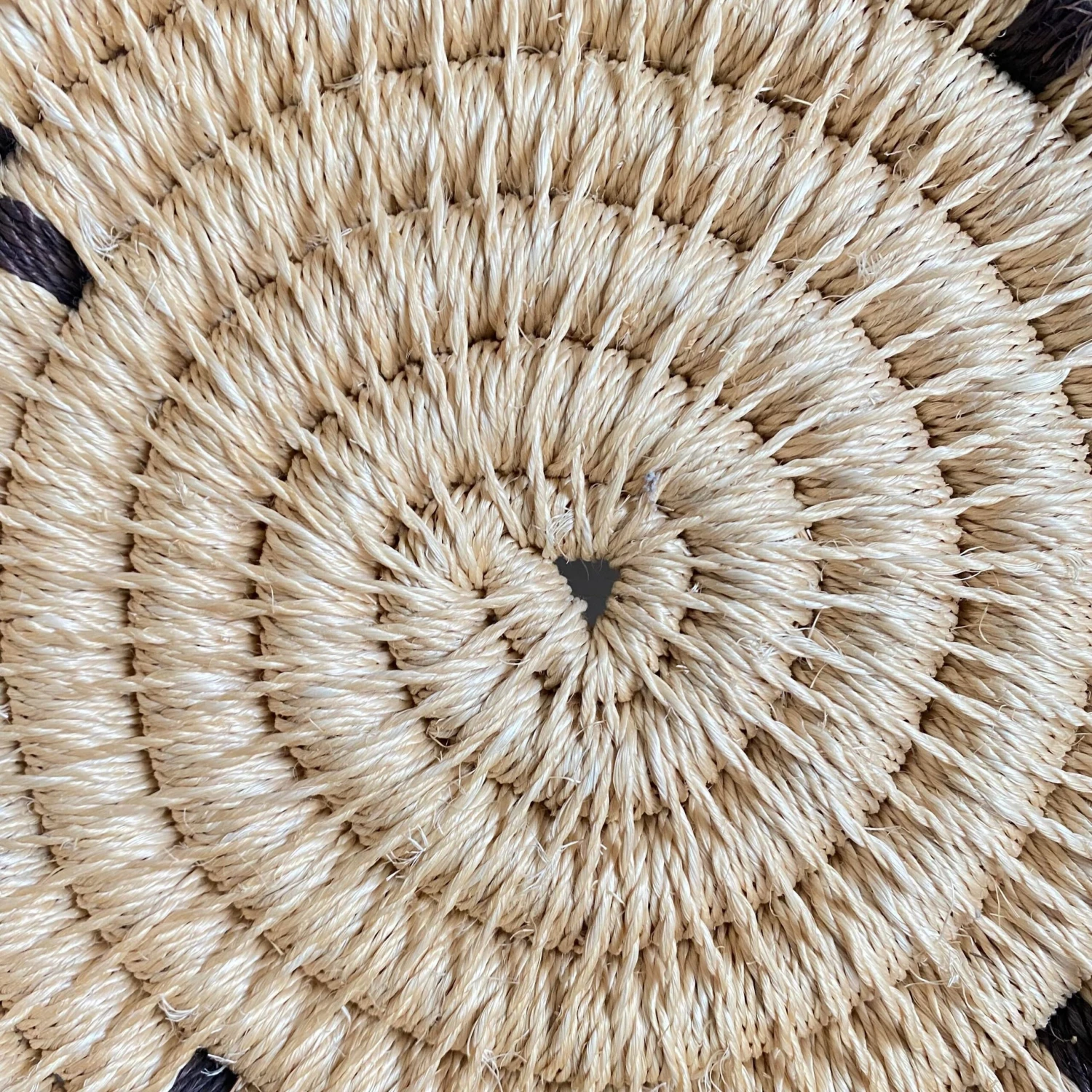 Vintage Woven Basket Tribal Aztec Print Boho Chic Handmade 5 Vintage Woven Basket Tribal Aztec Print Boho Chic Handmade - Image 3