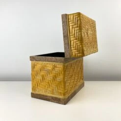Vintage Woven Rattan And Onyx Tabletop Chest -CHAIRISH Shop vintage woven rattan and onyx tabletop chest 5244