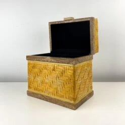 Vintage Woven Rattan And Onyx Tabletop Chest -CHAIRISH Shop vintage woven rattan and onyx tabletop chest 8488