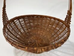 Vintage Woven Wicker Gathering Basket -CHAIRISH Shop vintage woven wicker gathering basket 4906