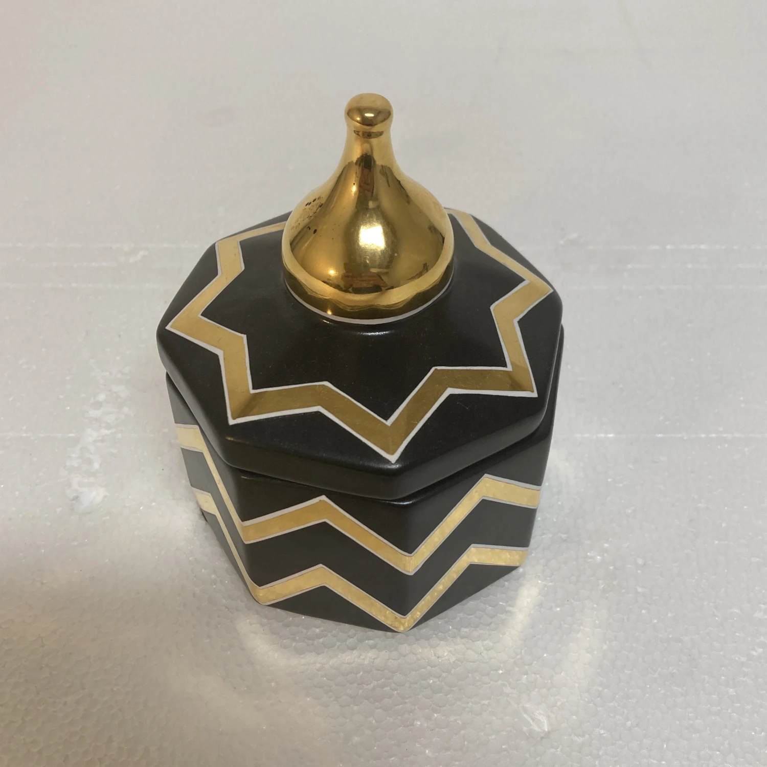 Waylande Gregory Chevron Design Lidded Box 4 Waylande Gregory Chevron Design Lidded Box - Image 2