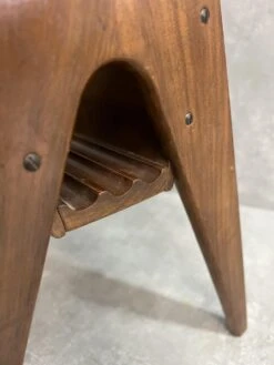 Wooden Magazine Rack, 1950s -CHAIRISH Shop wooden magazine rack 1950s 2000